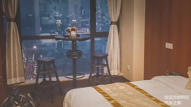 虽然我的相机也很搓，但是比手机还是要好一点